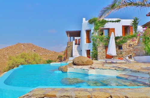Kalafatis Villa | My Rental Homes - Villa Zenas with stunning pool overlooking the Aegean sea.