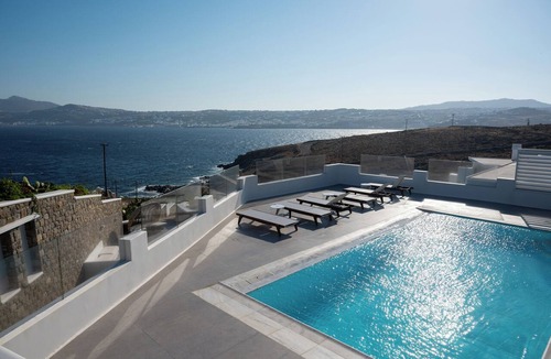 Kanalia Villa | mykonos villa collection