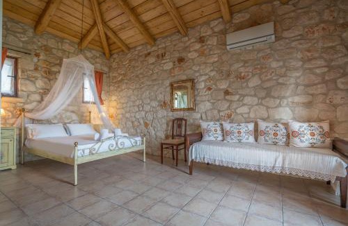 Vasilikos House | Myrties stone houses - Ta Petrina