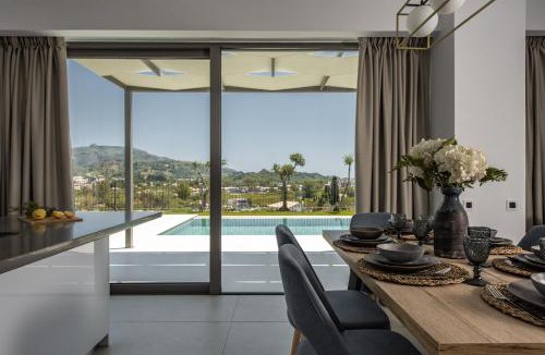Zakynthos Town Villa | Mystic Garden Villas