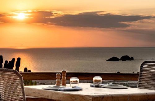 Nea Cryssi Akti Hotel | Mythic Paros , Adults Only