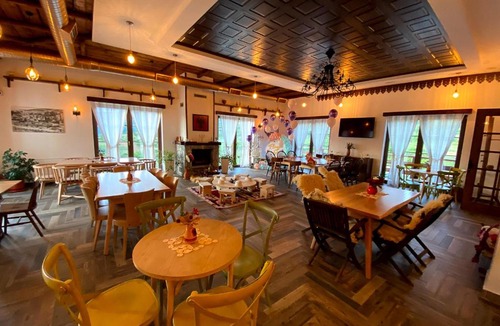 Diber House | Nëna Dashuri Agroturizëm