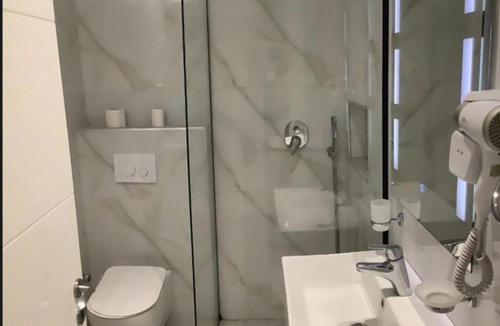 Velipoje Apartment | N10 Fishta Suite