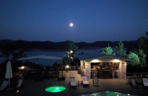 Lake Plastiras Hotel | Naiades Hotel Resort & Conference