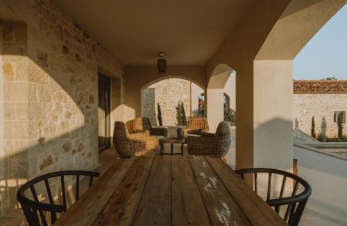 Kanali Villa | Nama Seaside Villas