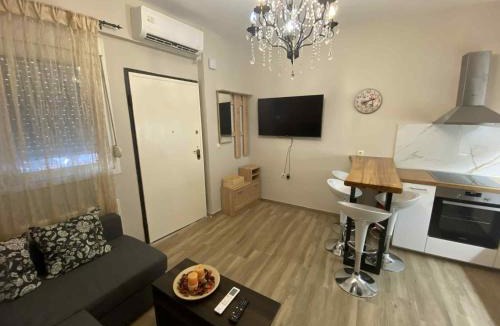 Katerini Apartment | Nancy's Guesthouse