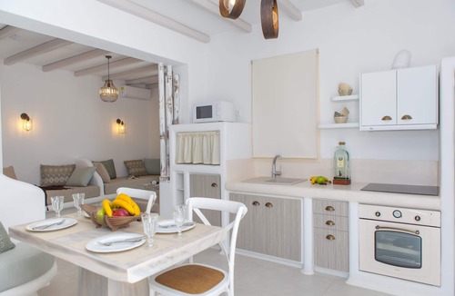 Naxos Town Villa | Naxian Lounge Villas | Villa III with private pool