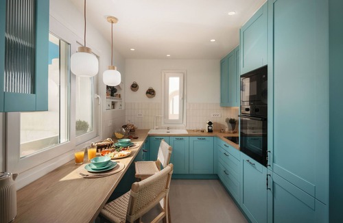 Kastraki House | Naxos Family Home in Kastraki – 3-Min Walk to Beach, Veranda, BBQ & Parking