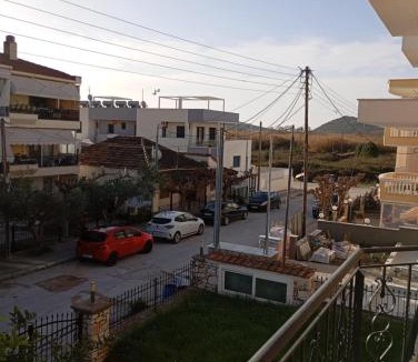 Nea Peramos Apartment | Nea Peramos Breeze