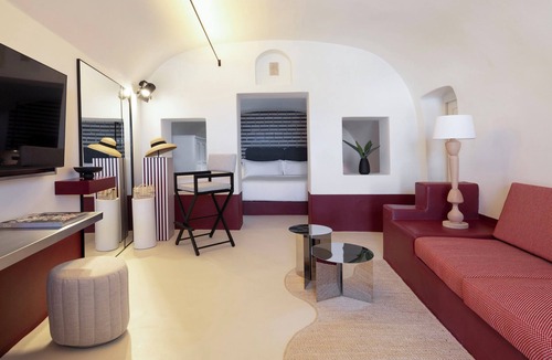 Finikia Hotel | Neema Maison Santorini - Adults Only
