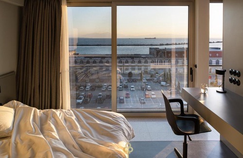Ladadika Apartment | Nero Luxury Suites by Zennova
