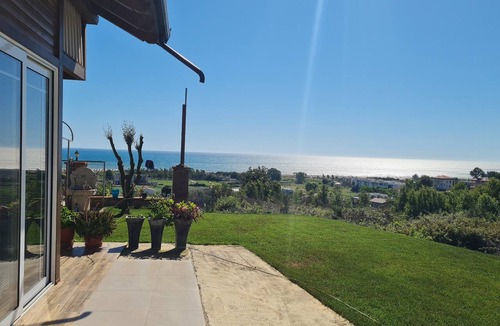 Durres Apartment | New apartments, 1-bedroom, suitable for up to 4 guests Luxury sea-view balcony