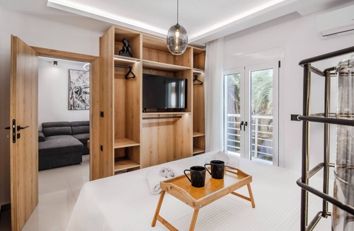 Heraklion Apartment | New Luxury Apartment near Center with Garden View