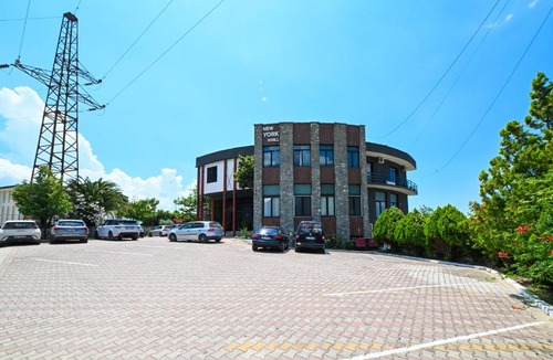 Dajt Hotel | New York G Hotel Dajt Tirana