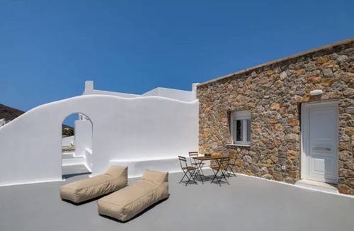 Exo Gialos Apartment | NG Petrino Private Jacuzzi