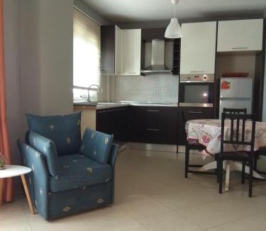 Perea Apartment | Nickys place Perea