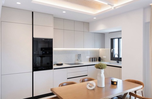 Perigiali Apartment | Nicole's Luxury Collection