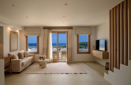 Emporio Villa | Nikolia's House, New Luxe villa & Prive Jacuzzi