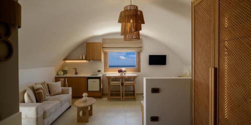 Emporio Apartment | Nikolia's House, New Luxe villa & Prive Jacuzzi