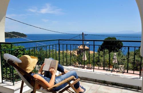 Agia Paraskevi House | Nina Areti