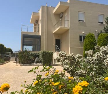 Gouves Villa | Nina Luxury Villa by Cretevasion