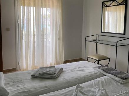Elafonisos Hotel | Niriides Rooms