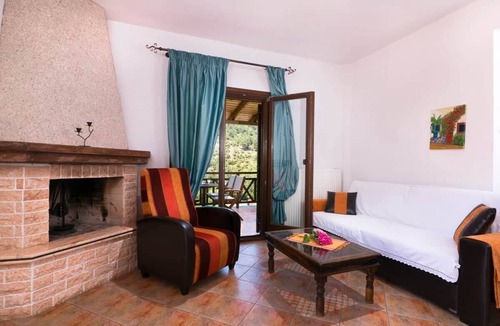 Megalos Prinos Bed & Breakfast | No2-Ianira First floor apartment 1 bedroom