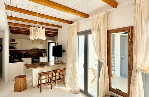 Kastraki House | Noema Terra Luxury Villa | Private Pool & Sea View
