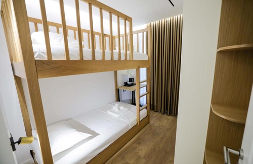 Tirana House | Noni Guesthouse