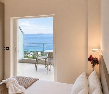 Palase Hotel | Nostos Palase