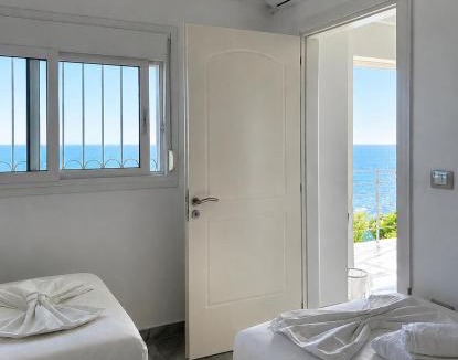 Palase Hotel | Nostos Palase