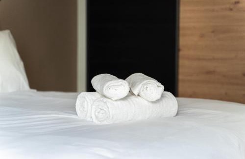 Patras Apartment | Nueve/There's no place like home