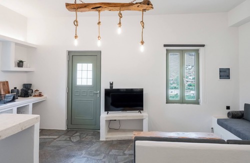 Korissia House | Nysa Kea - A Cycladic House 2