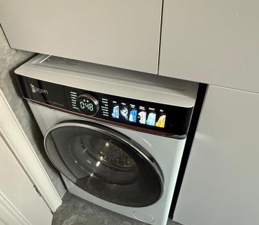 Mbrostar-Urë Apartment | Oasis Apartament