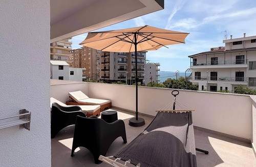 Kodrra House | "Ocean" – Adults Only (+16)