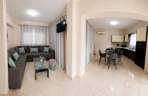 Exopoli Apartment | Oceana Suites & Villas - Spacious Family Suite