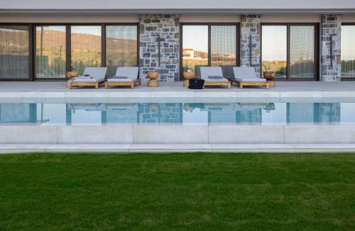 Vathianos Kampos Villa | Olea Hill - Villa Cave with Heated Pool, by Estia