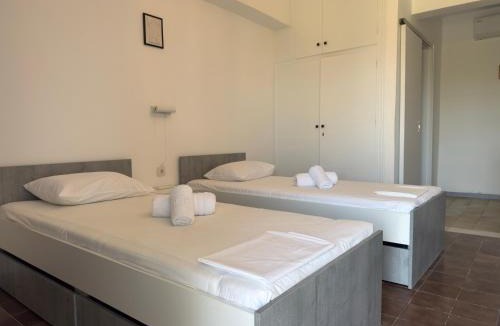Ipsos Apartment | Olga's Sea & Garden View Studios, 400m from Ipsos Beach
