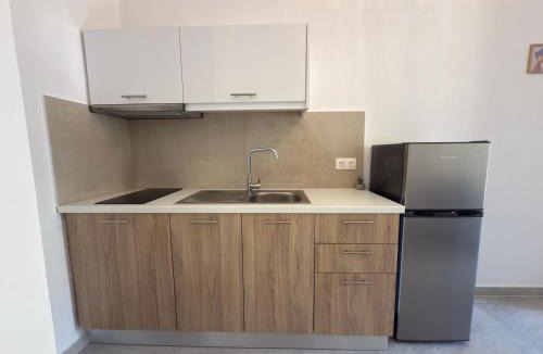 Ipsos Apartment | Olga's Sea & Garden View Studios, 400m from Ipsos Beach