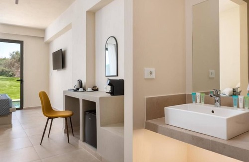 Lardos Hotel | Olive Garden Hotel