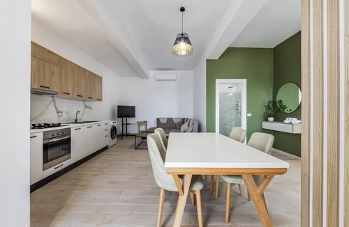 Vlore Apartment | Olive Horizon Suite | Sea View & Parking by PikHost