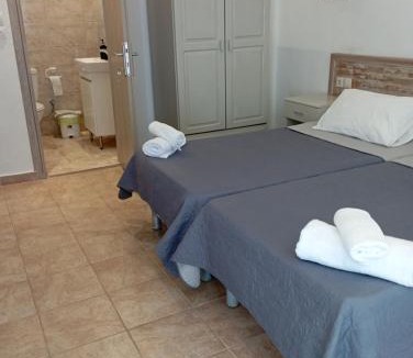 Marathias Bed & Breakfast | Olive house