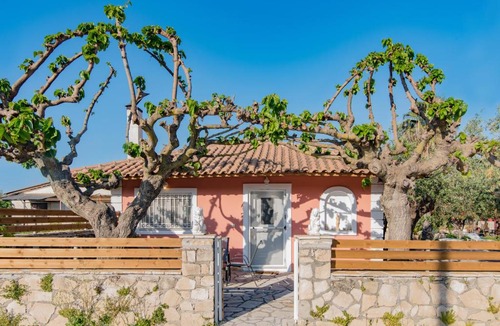 Pantokratoras House | Olive Tree House