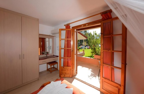 Roda Apartment | One-Bedroom Apartment 8