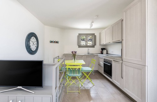 Serifos Apartment | One Bedroom Beachfront Maisonette by Ammoa Feelgood Boutique Houses