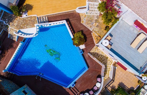 Piskopiano Apartment | One Private Studio with stunning full sea view, shared pool and Ac