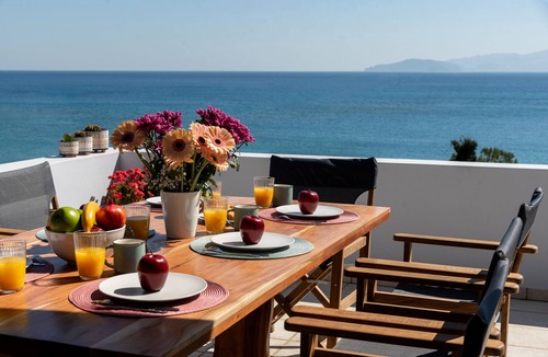 Ammoudara Apartment | One step from the beach with breathtaking sea view and free parking