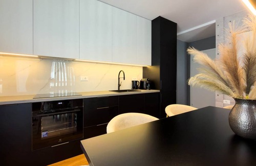 Kodrra Apartment | "Onyx" – Adults Only (+16)
