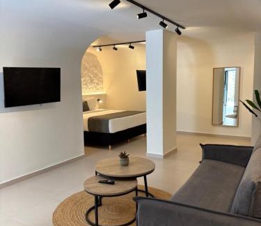 Karterados Hotel | Onyx Hotel & Suites