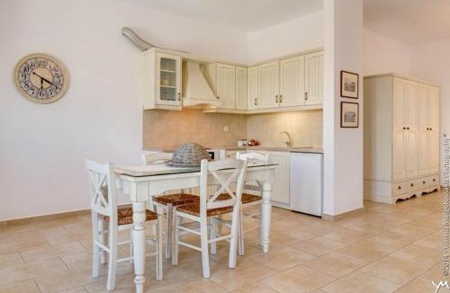 Psathi Apartment | Opalio Apartments,Kimolos